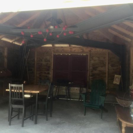 La Roulotte au Paradis Arc-et-Senans Exterior foto